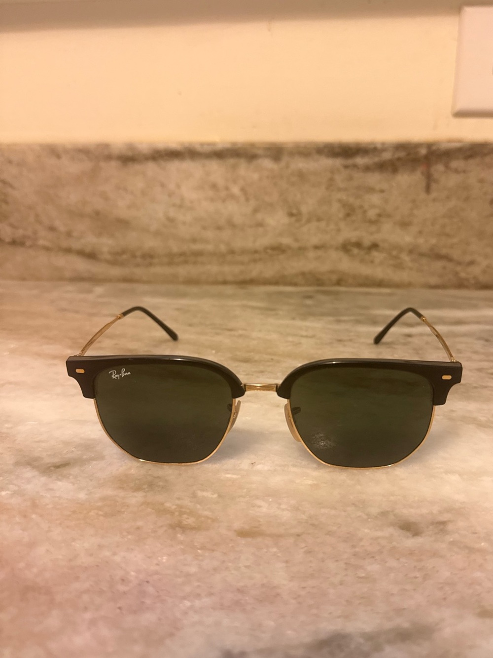 Rayban New Clubmaster